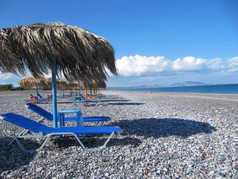 Cristelia Seafront&Pool Villa Lakhania Esterno foto