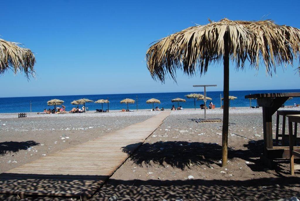 Cristelia Seafront&Pool Villa Lakhania Esterno foto