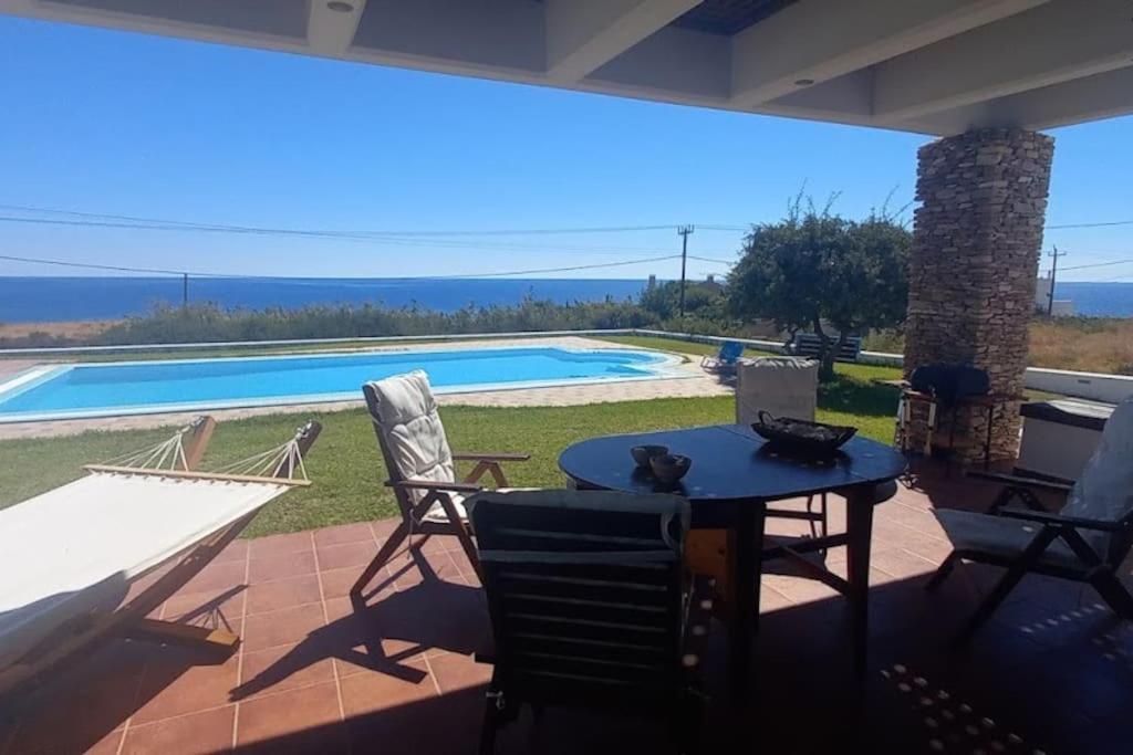 Cristelia Seafront&Pool Villa Lakhania Esterno foto