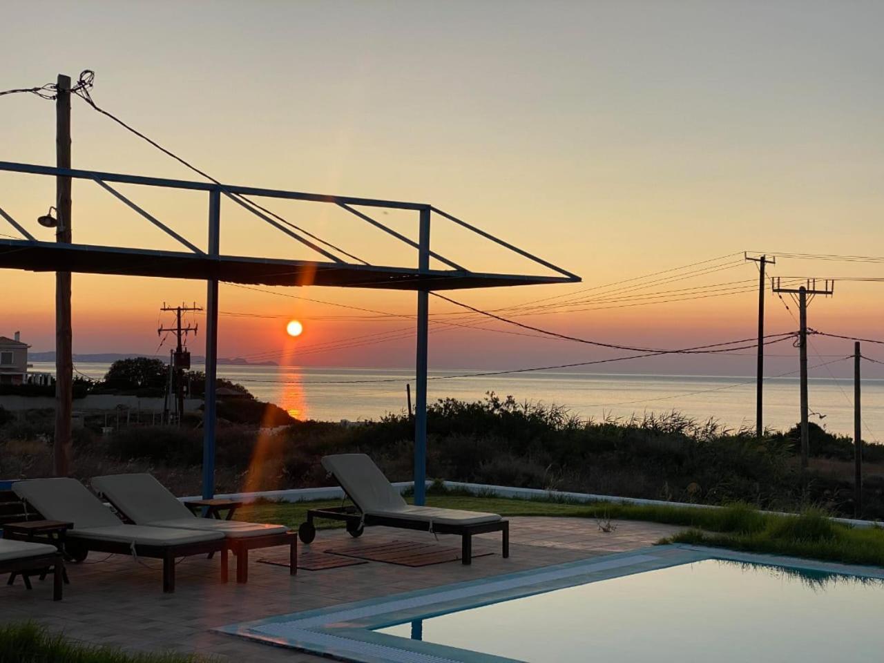 Cristelia Seafront&Pool Villa Lakhania Esterno foto