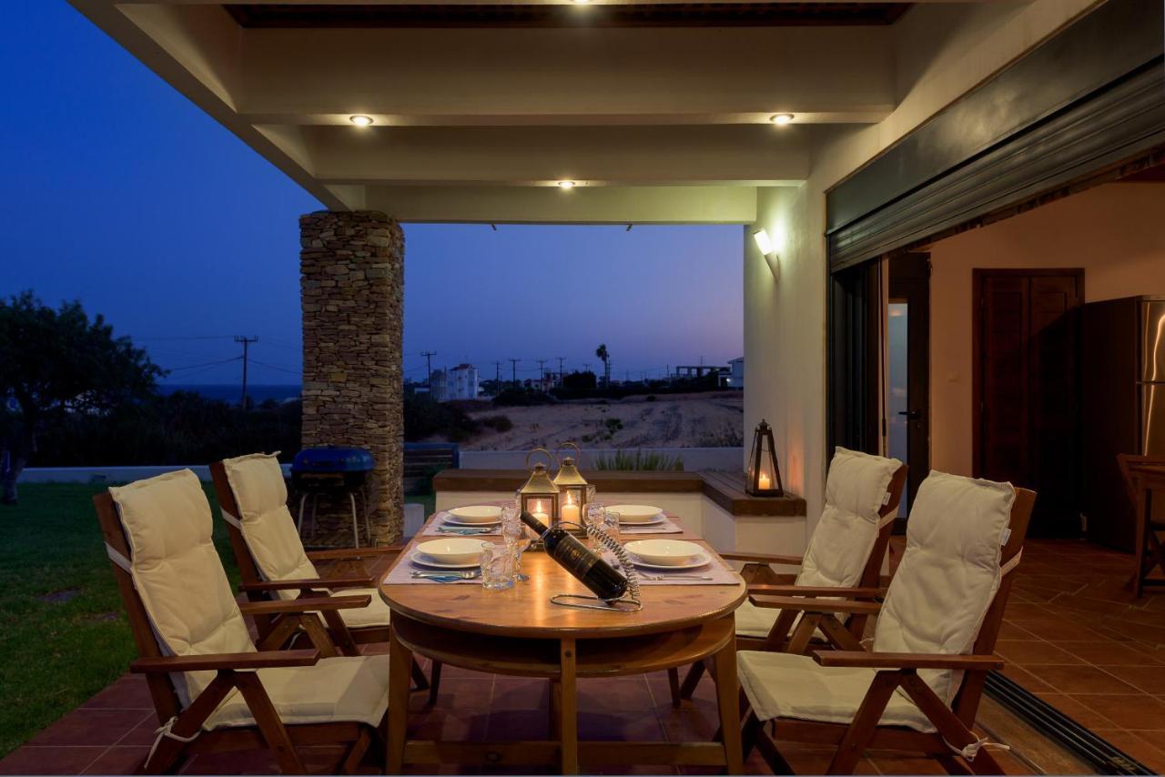 Cristelia Seafront&Pool Villa Lakhania Esterno foto