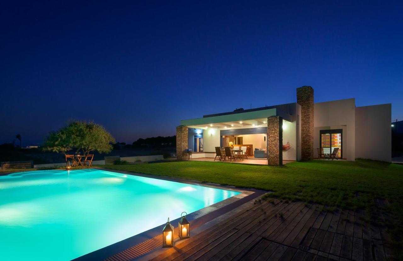Cristelia Seafront&Pool Villa Lakhania Esterno foto